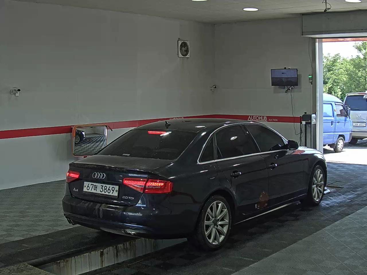 2014 - audi a4