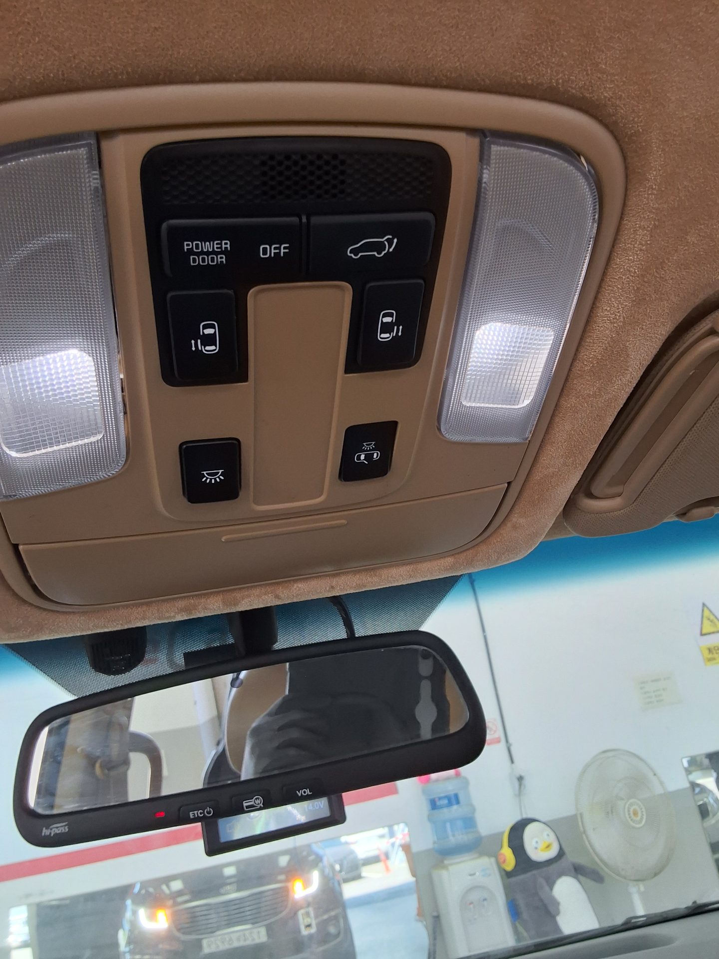 2018 - kia carnival