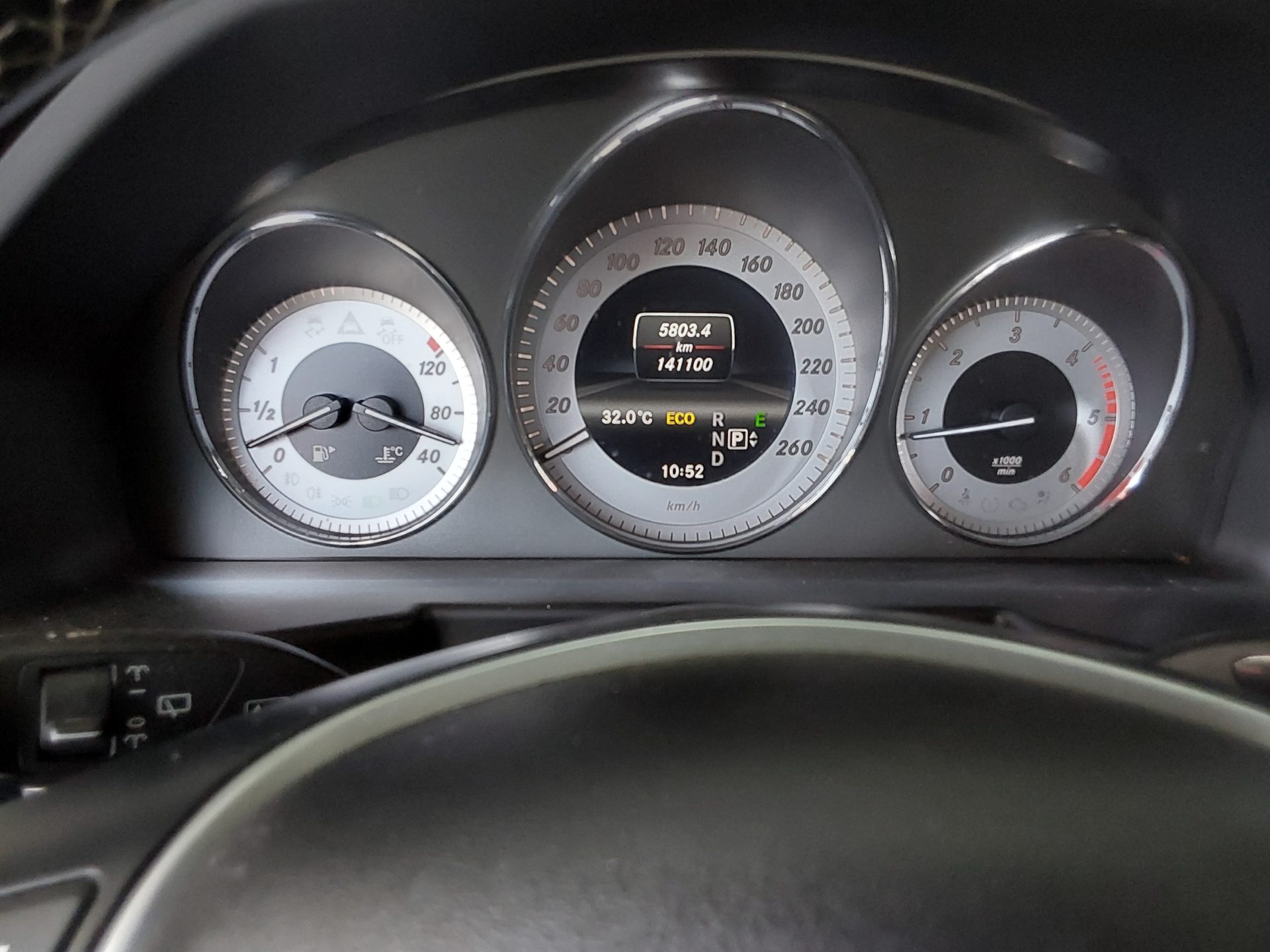 2013 - mercedes-benz glk220