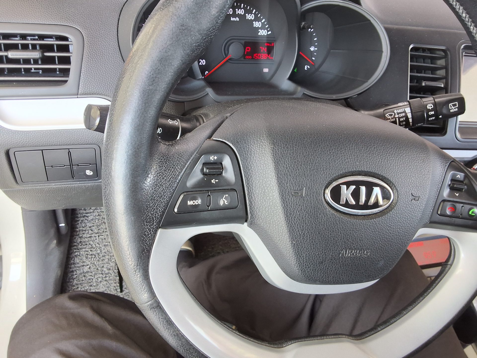 2012 - kia morning
