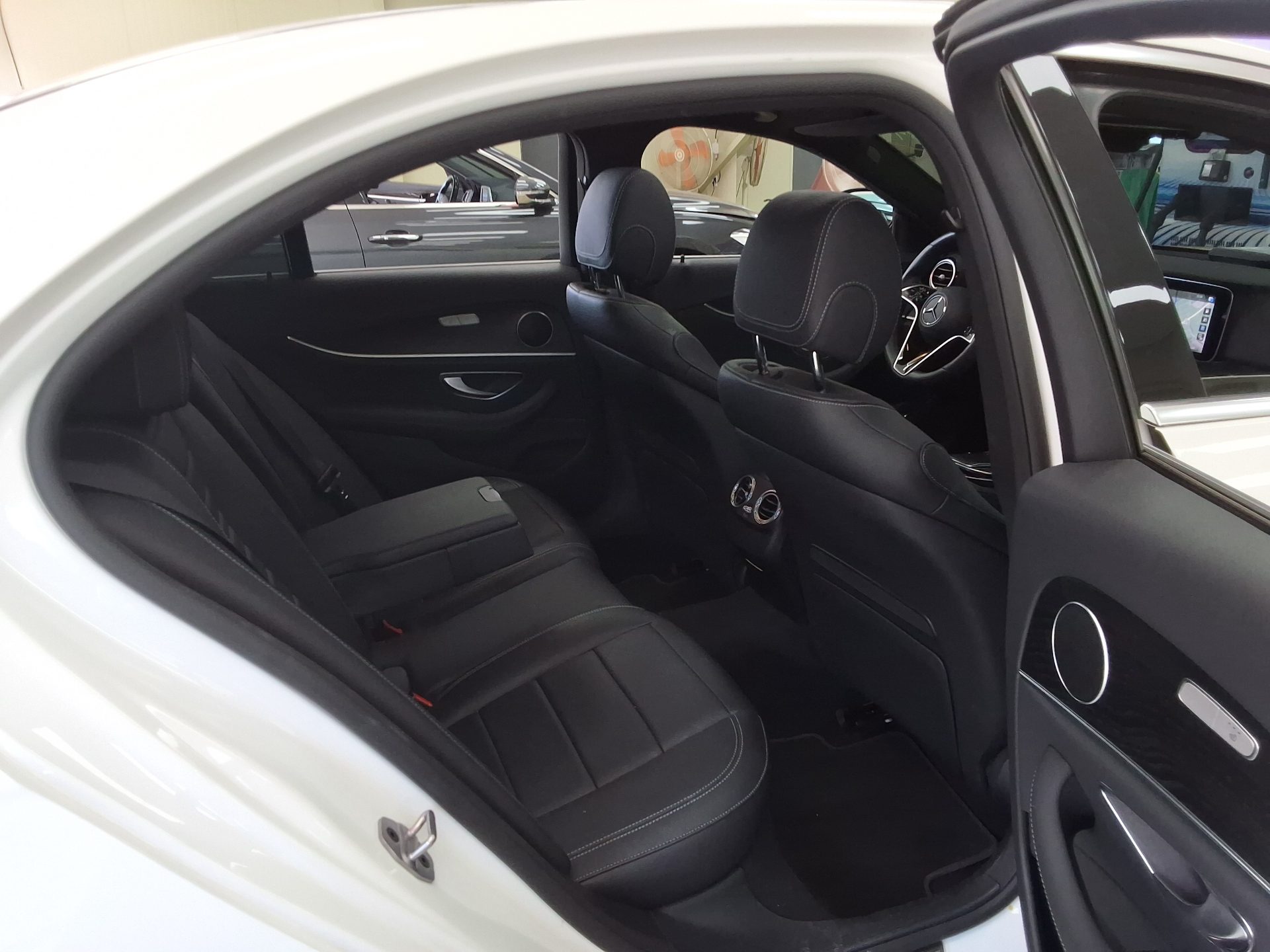 2023 - mercedes-benz e250