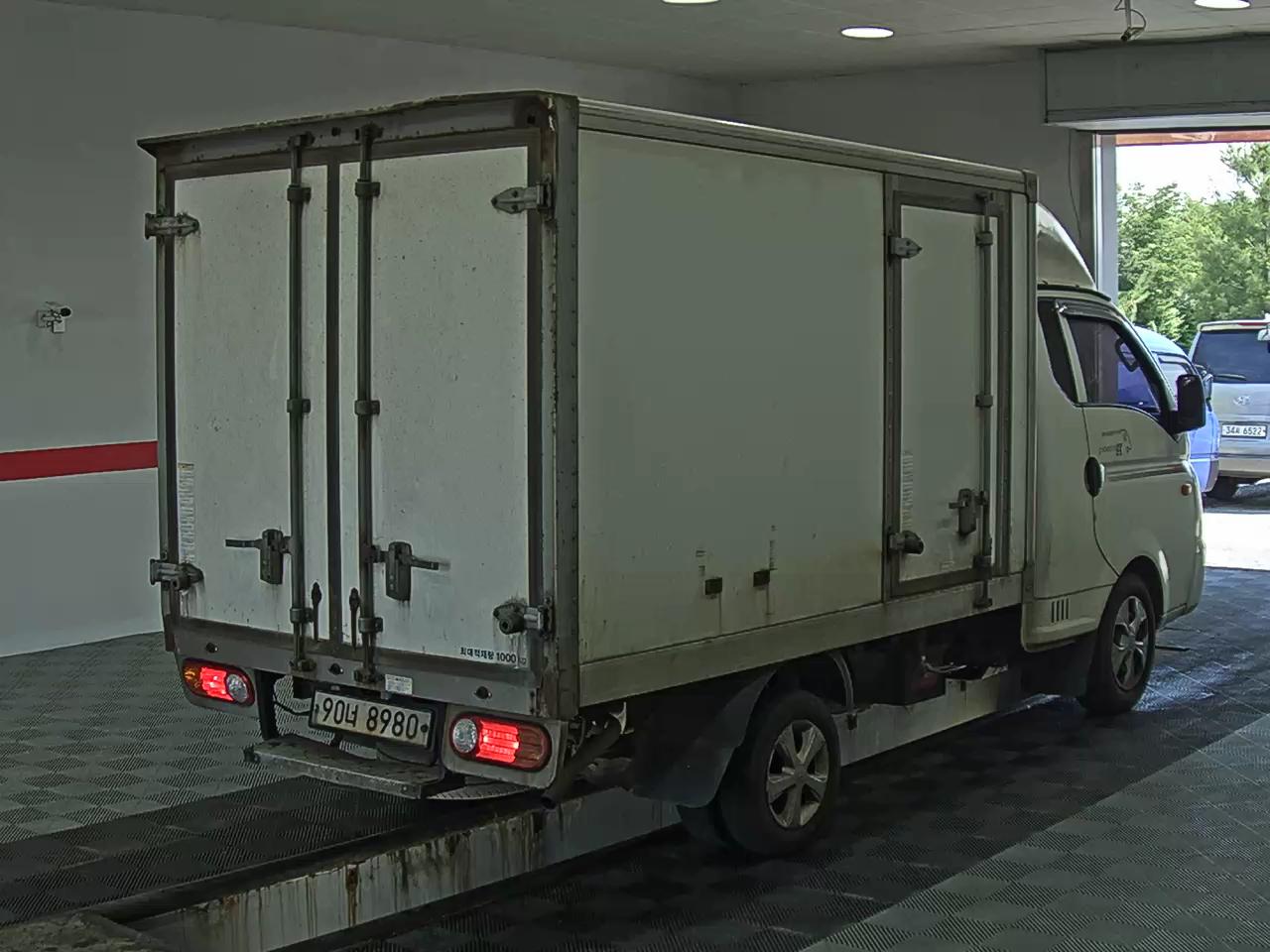 2016 - hyundai porter