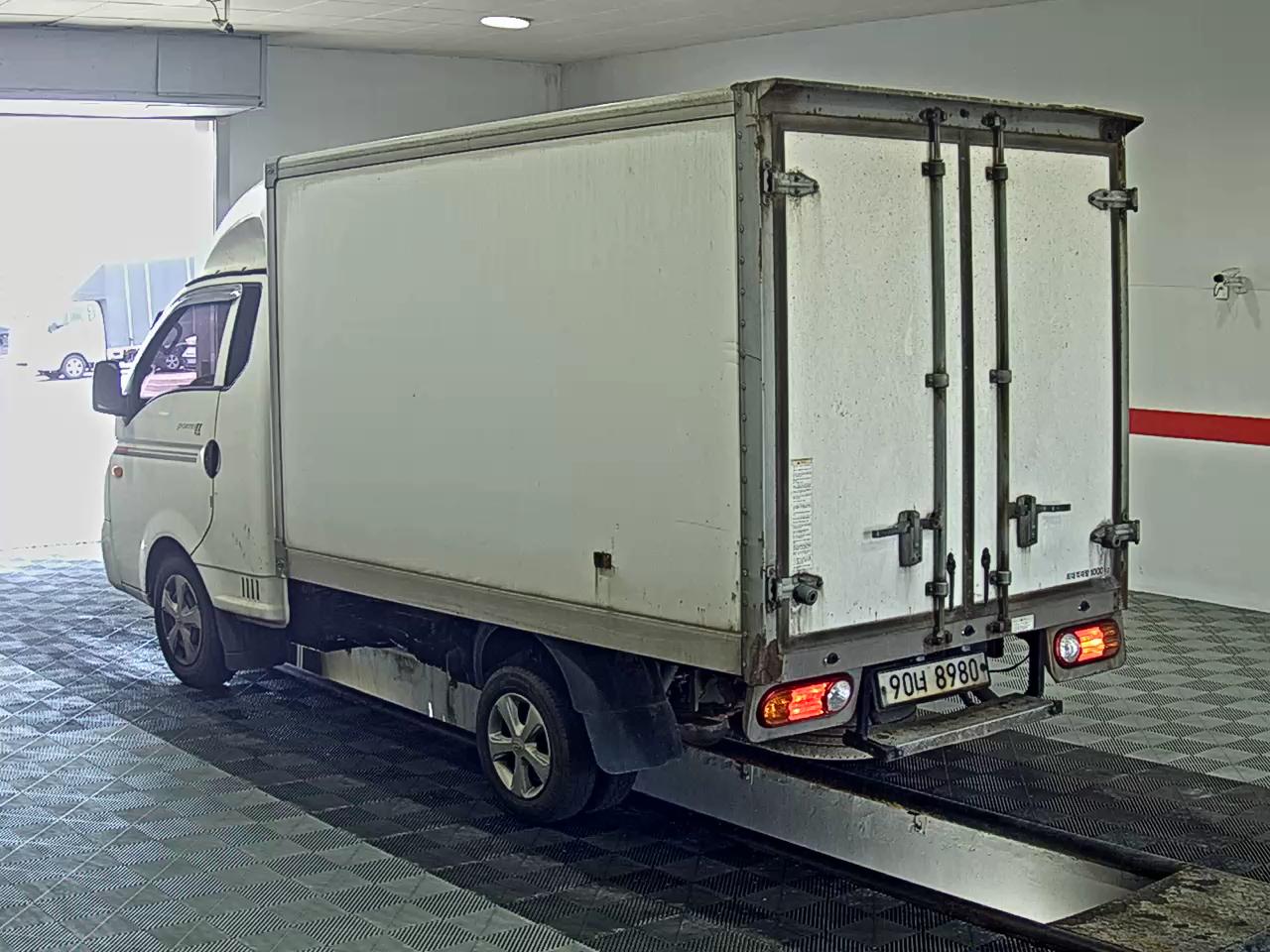 2016 - hyundai porter