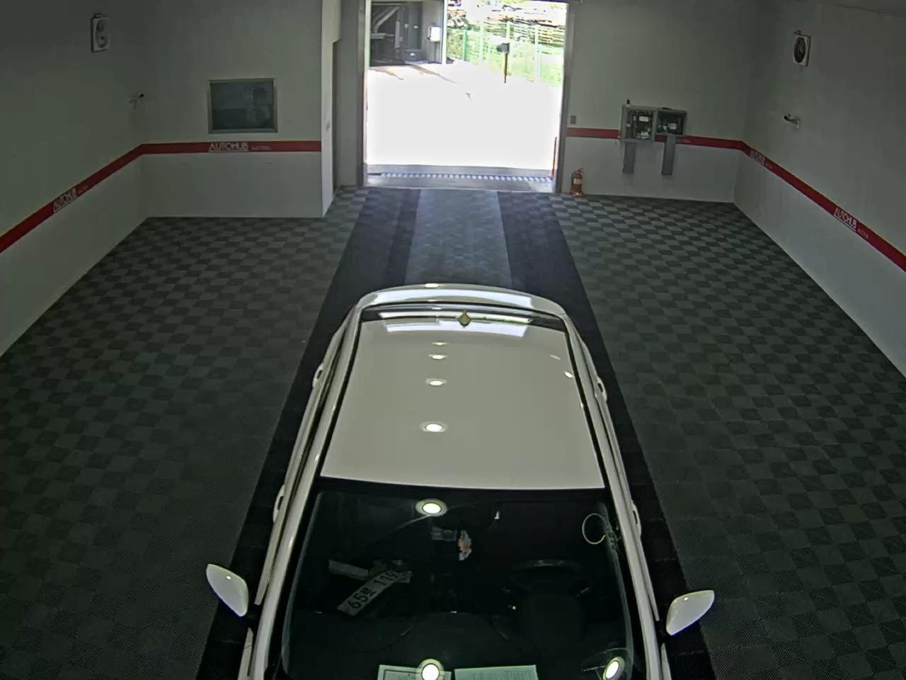 2014 - hyundai avante