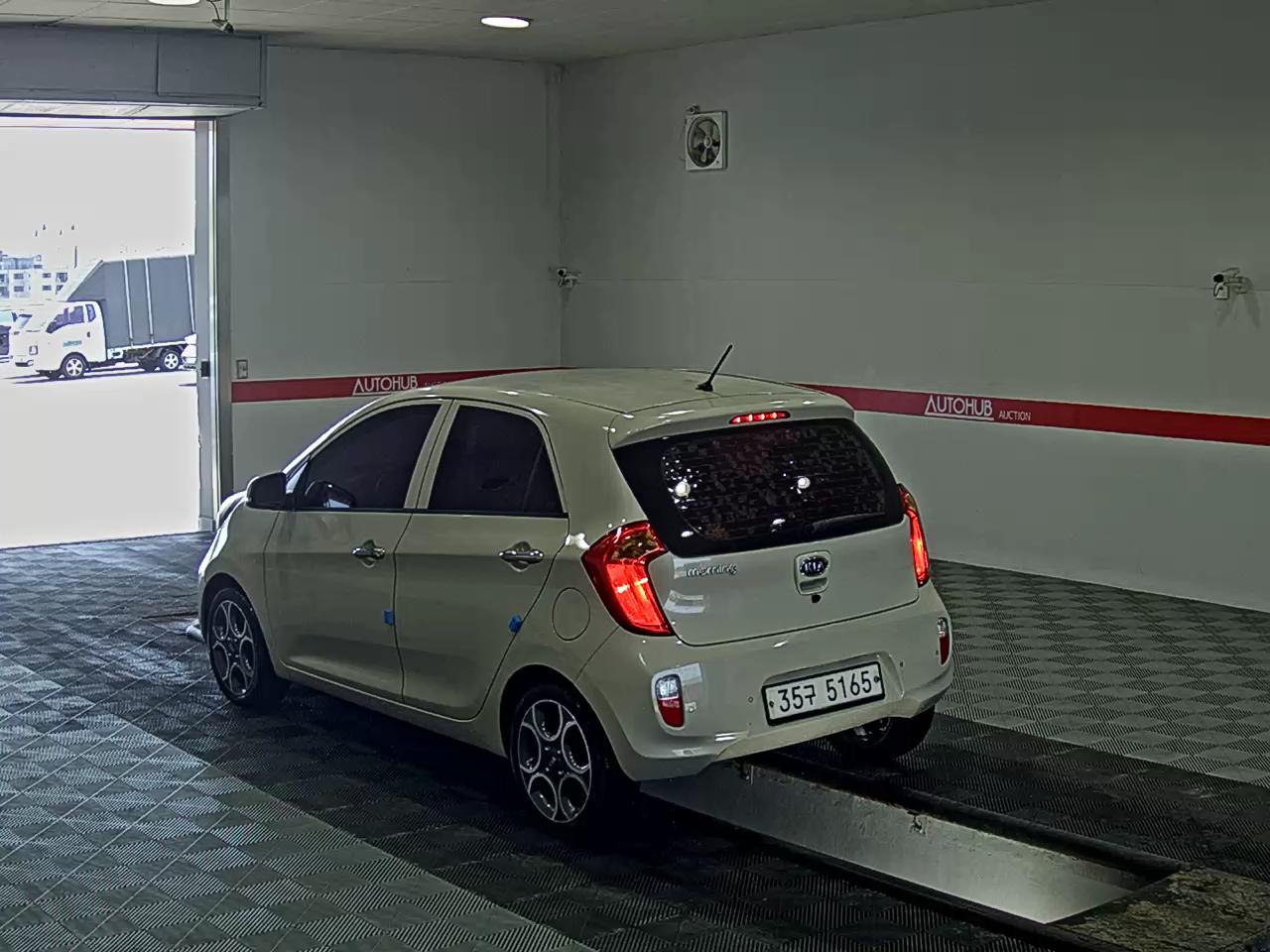 2012 - kia morning
