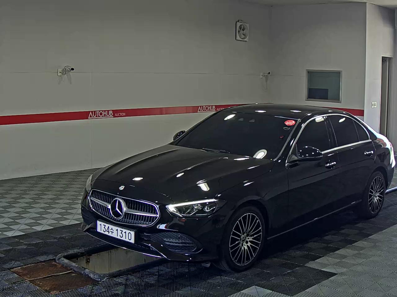 MERCEDES-BENZ C-CLASS (5TH GEN) C200