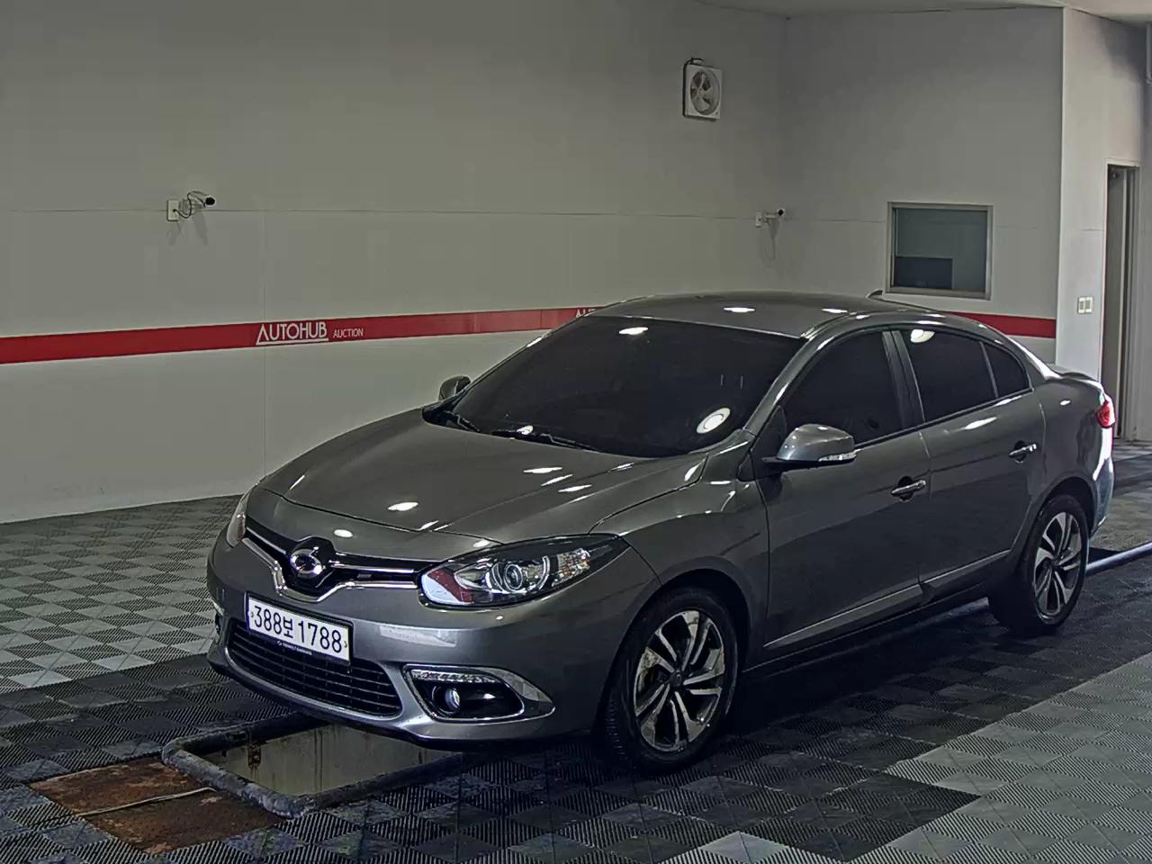 2019 - renault sm3