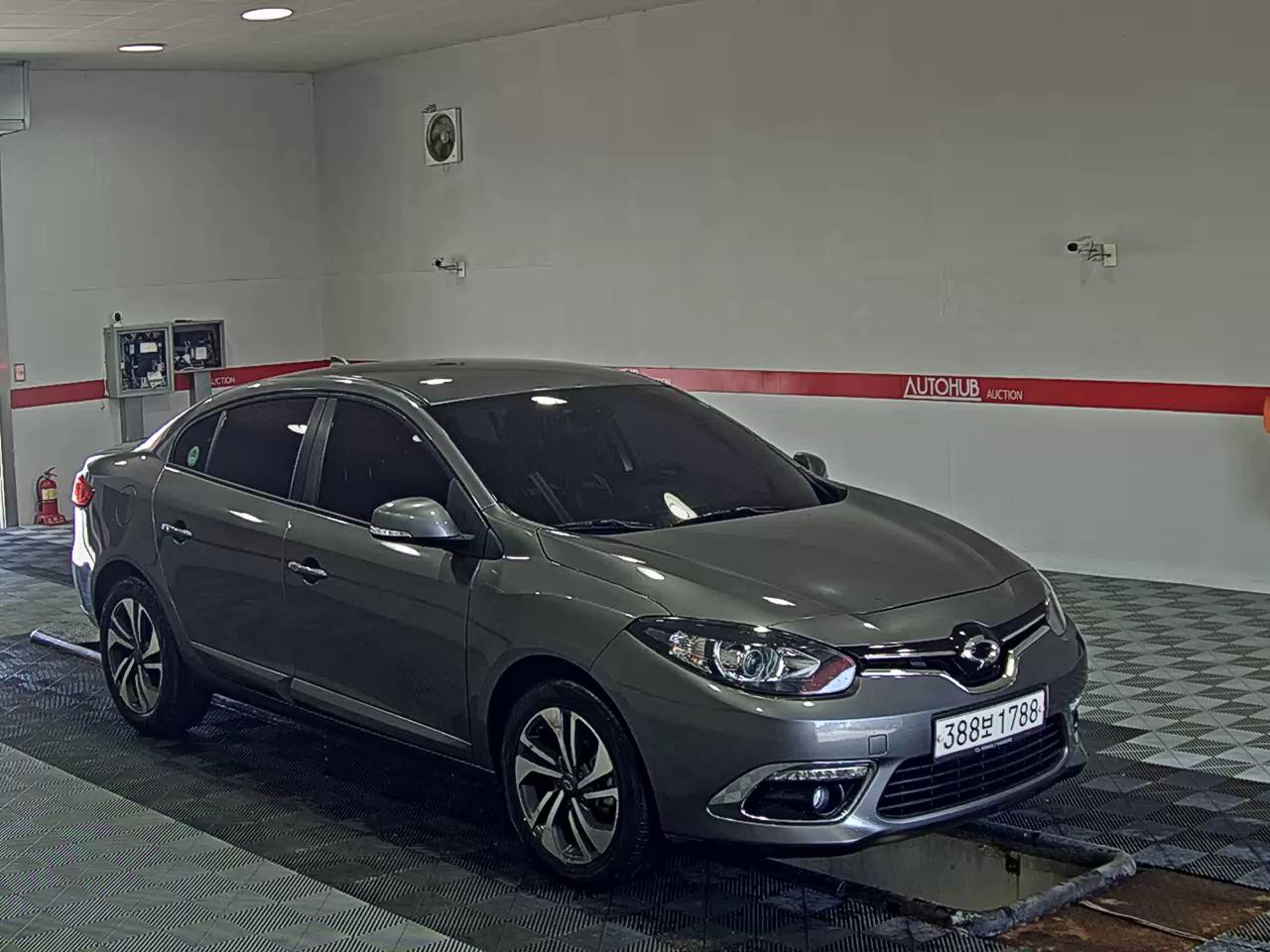 2019 - renault sm3