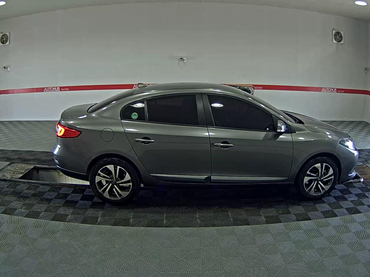 2019 - renault sm3