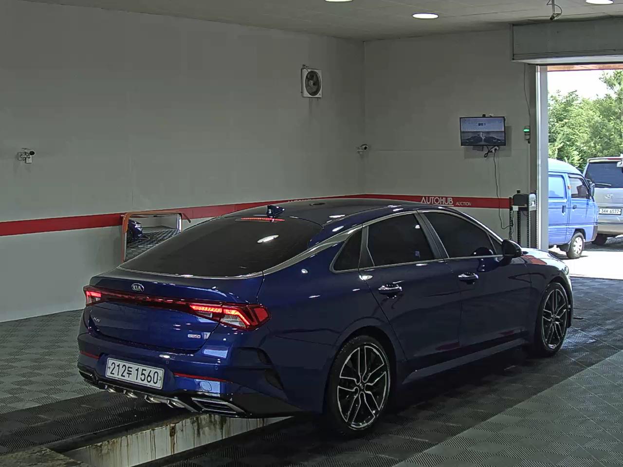 2021 - kia k5
