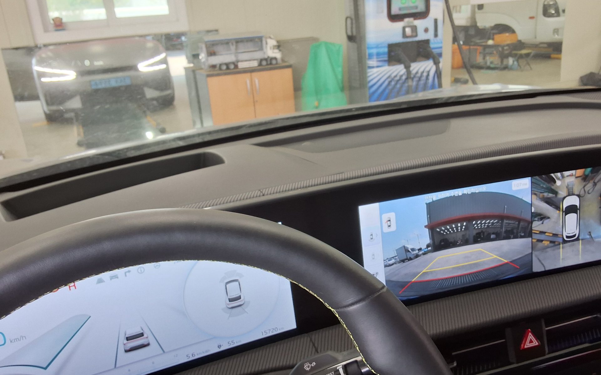 2023 - kia ev6