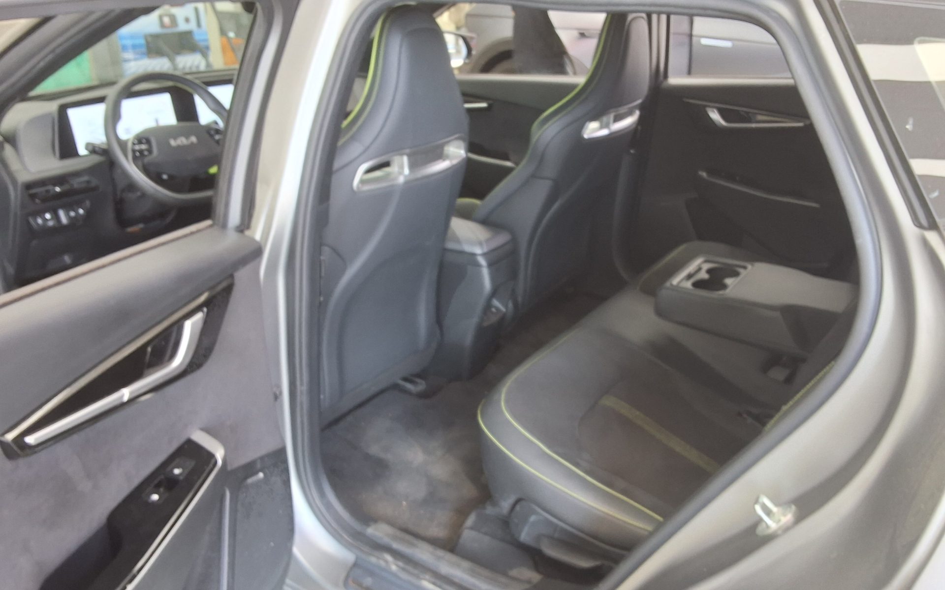 2023 - kia ev6