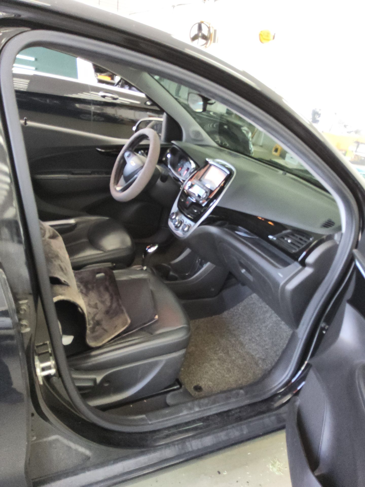 2017 - chevrolet spark