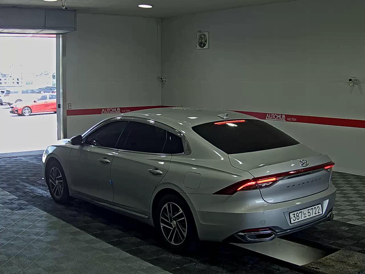 2020 - hyundai grandeur
