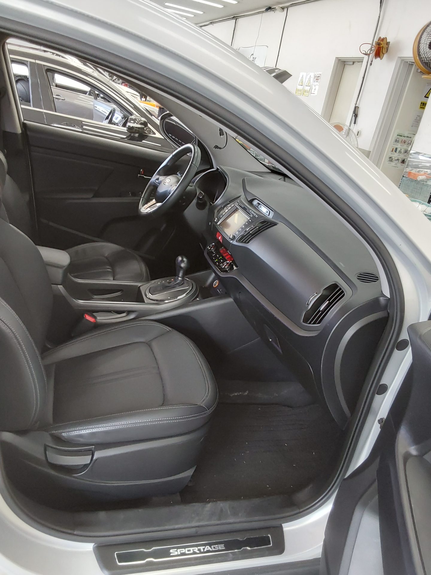 2011 - kia sportage