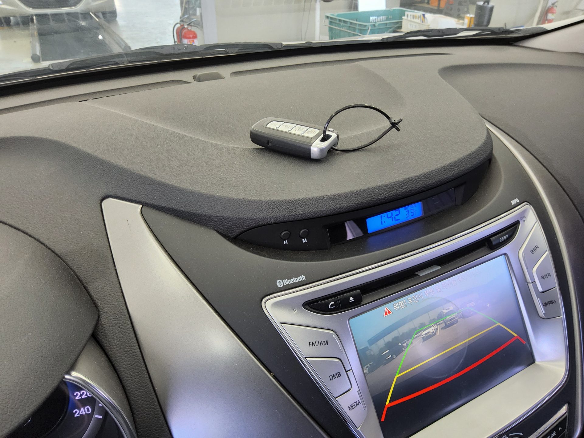 2012 - hyundai avante