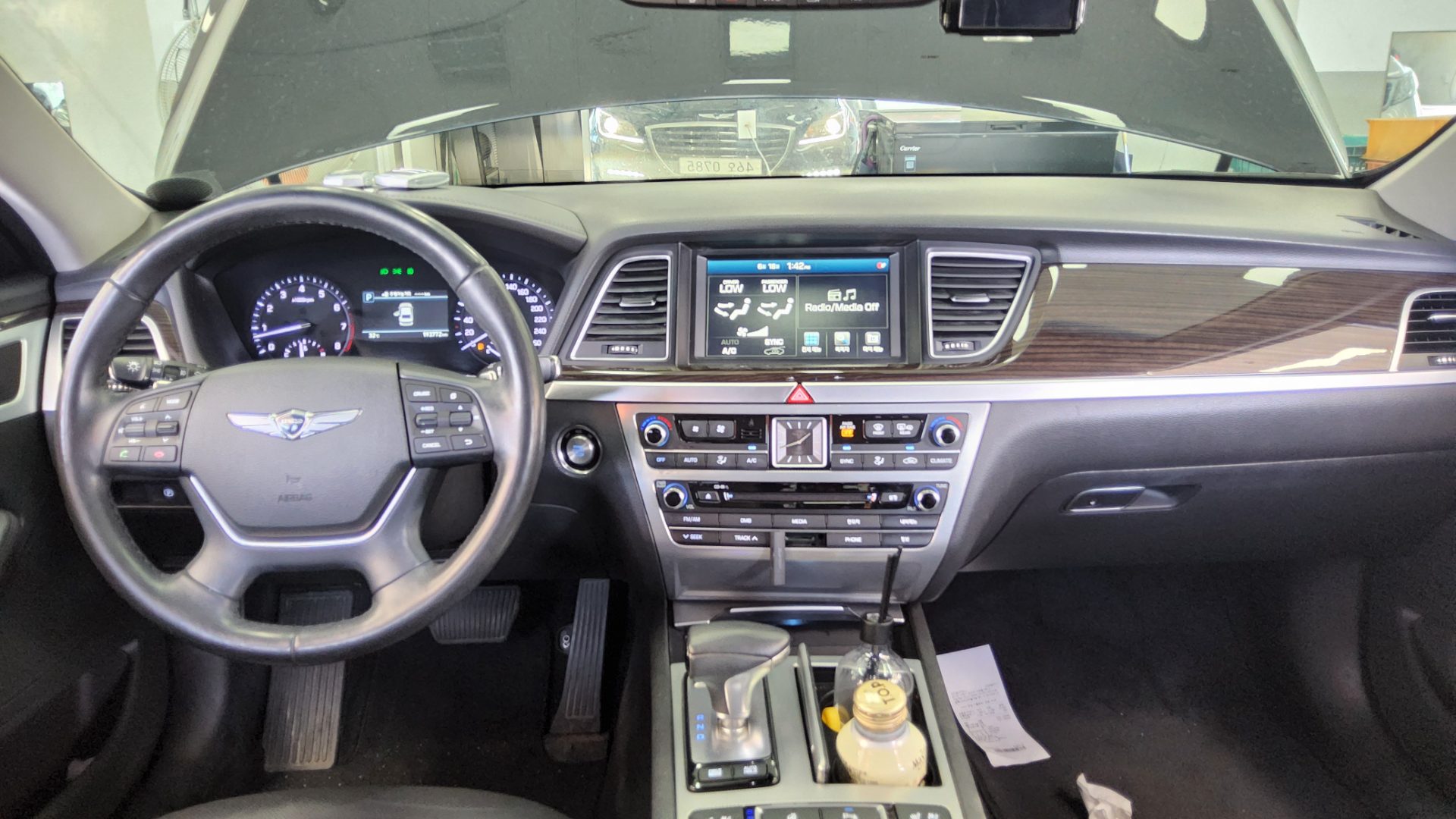 2017 - genesis g80