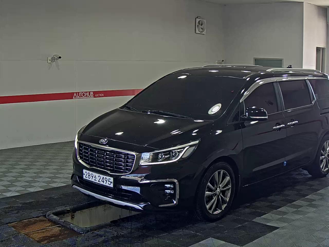 2020 - kia carnival