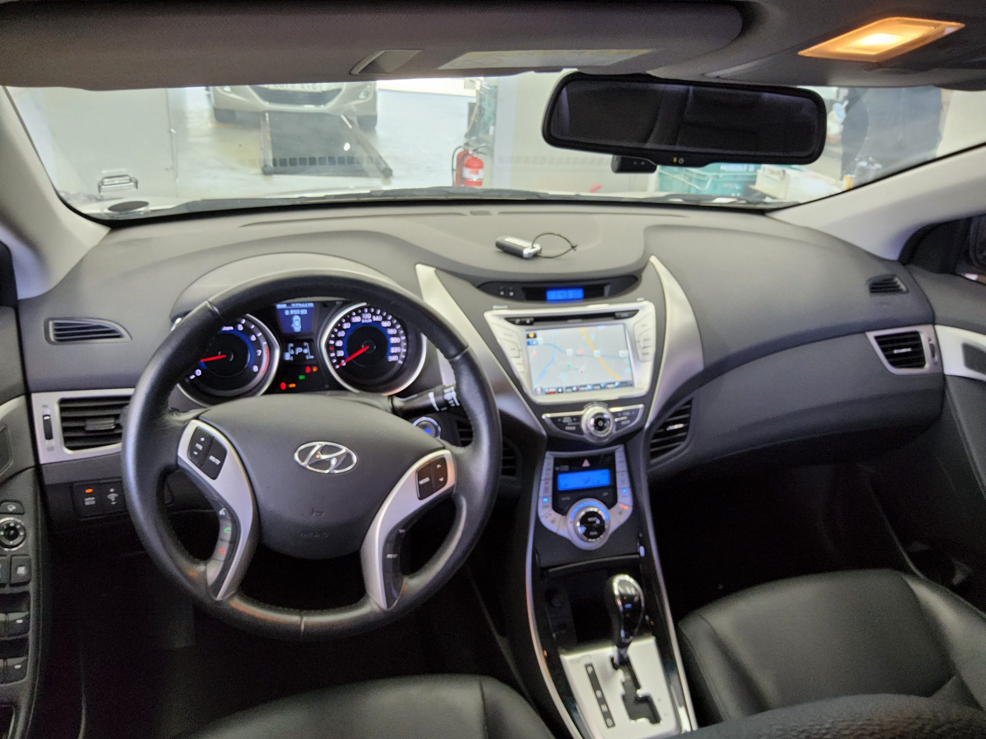 2012 - hyundai avante