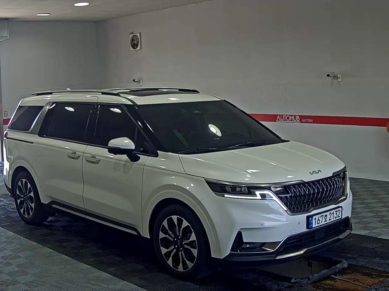 2023 - kia carnival