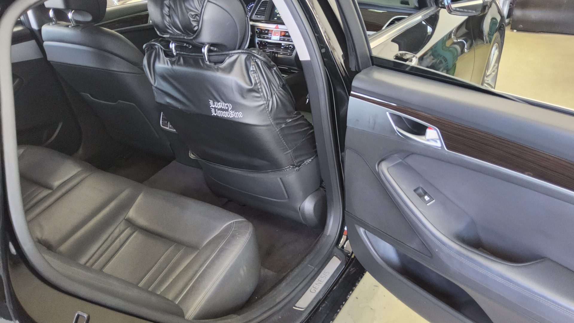 2017 - genesis g80