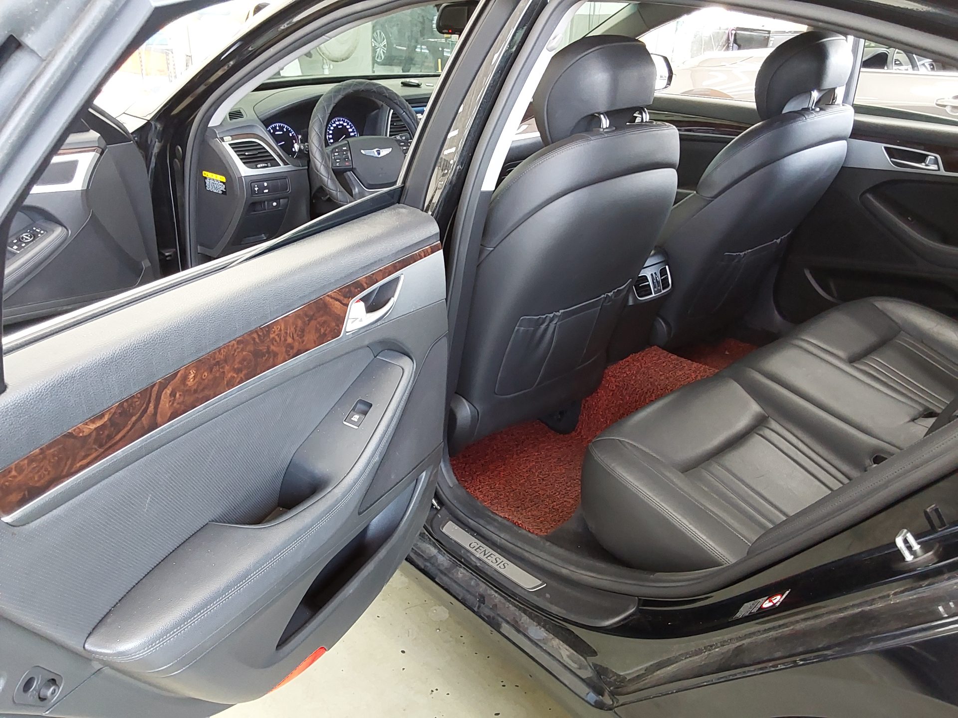2016 - hyundai g330