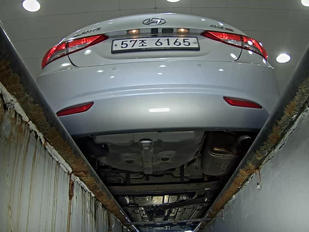 2012 - hyundai avante