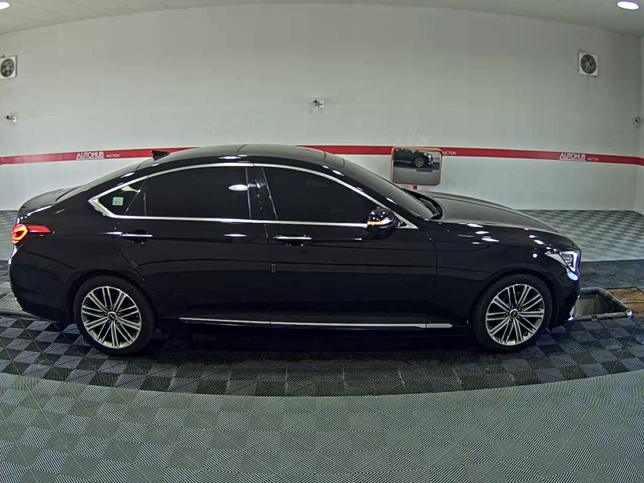 2017 - genesis g80