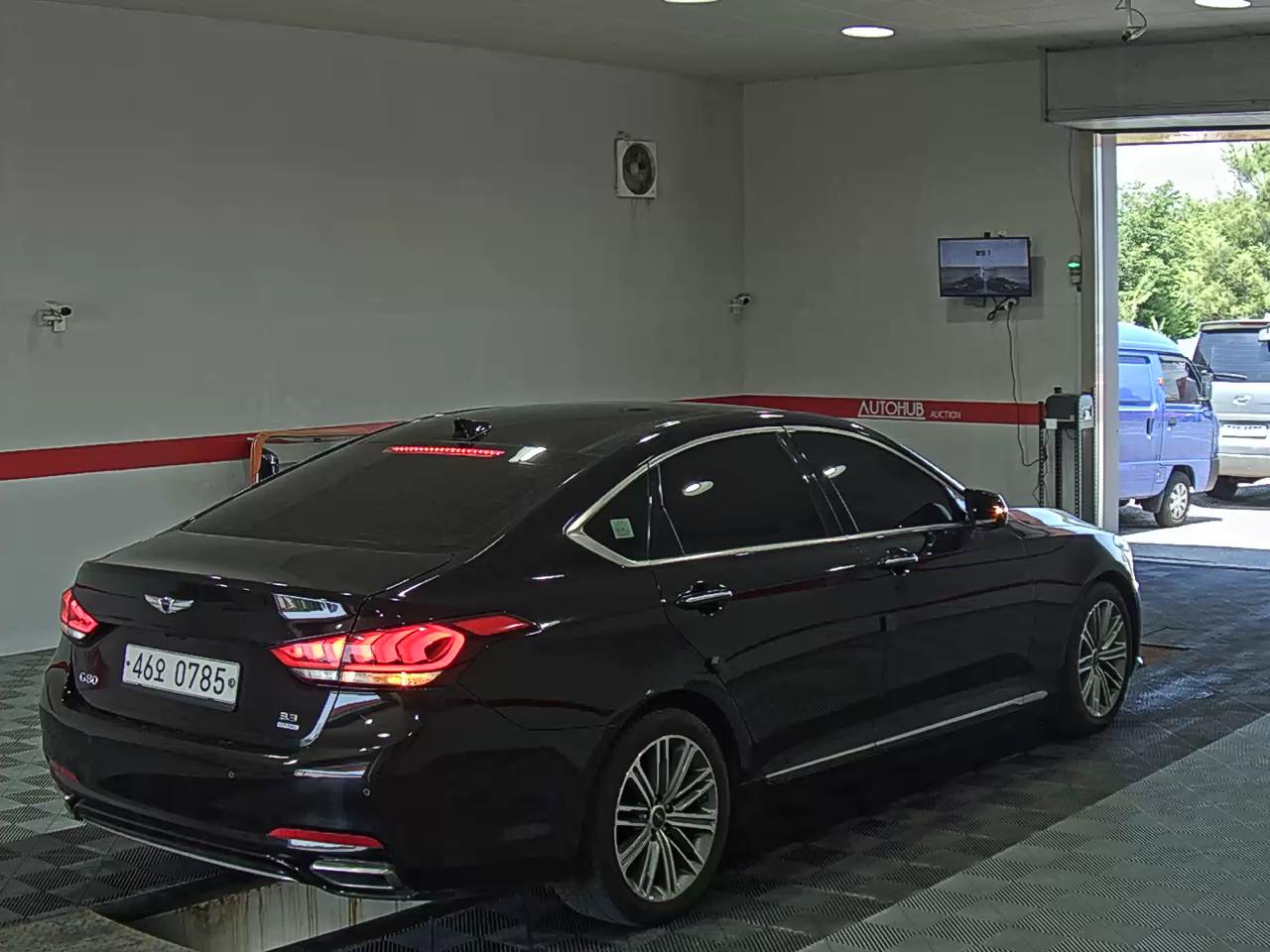 2017 - genesis g80