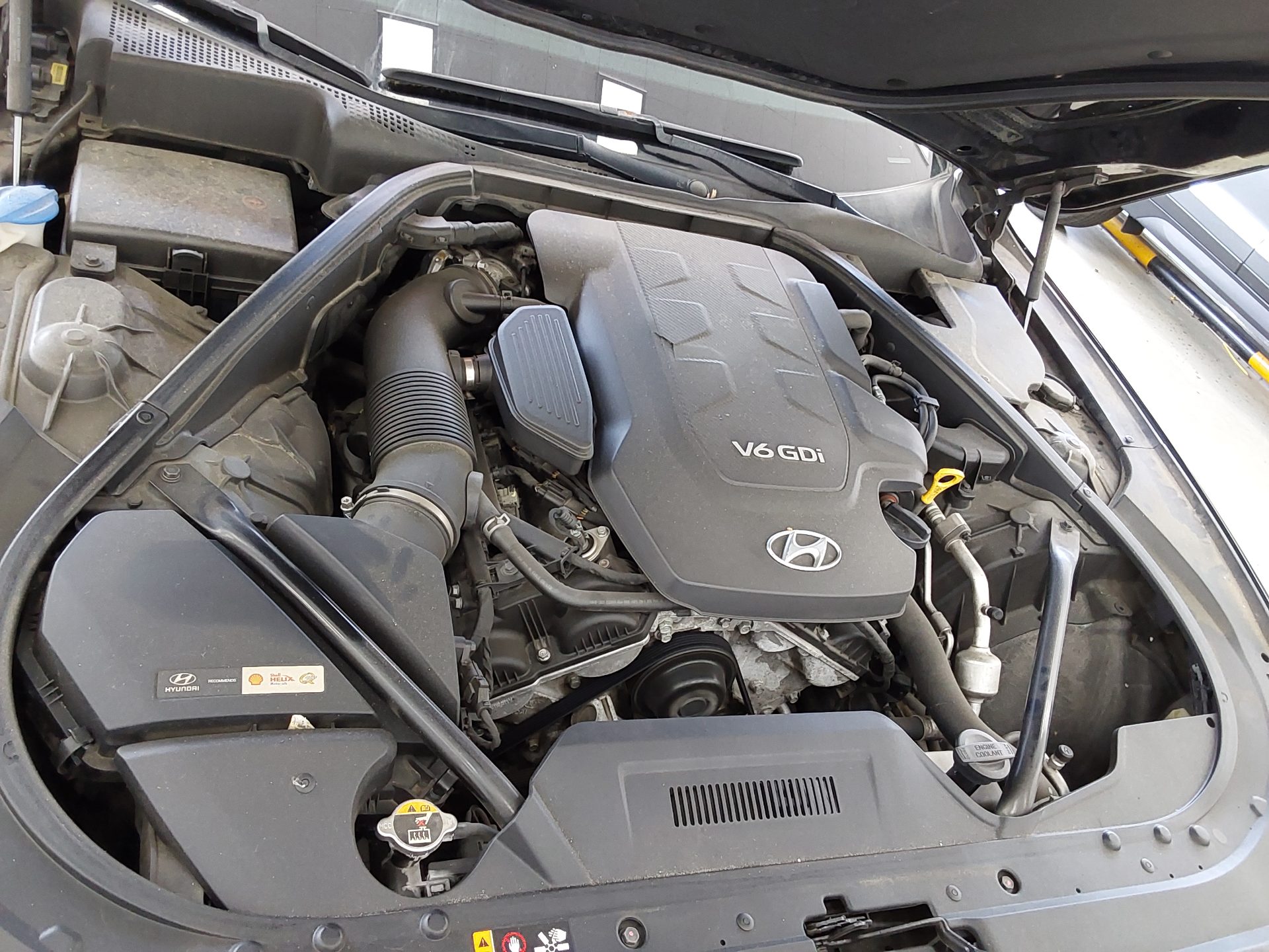 2016 - hyundai g330