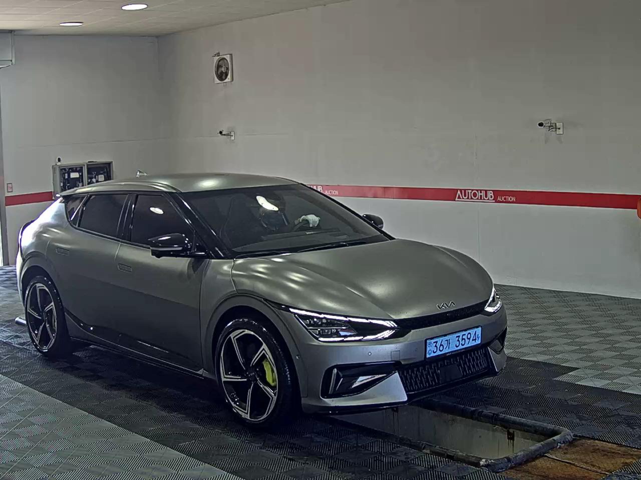 2023 - kia ev6