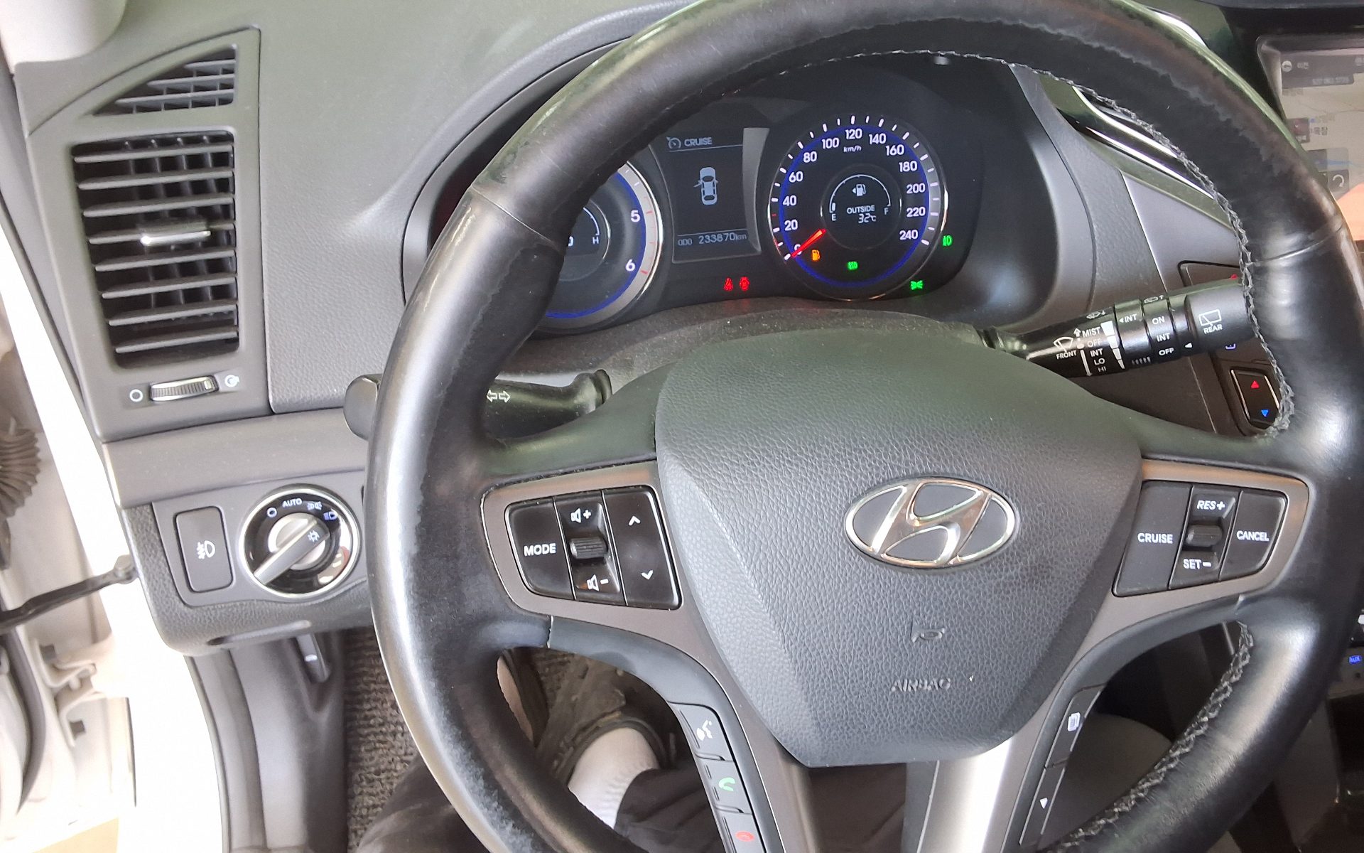 2016 - hyundai i40