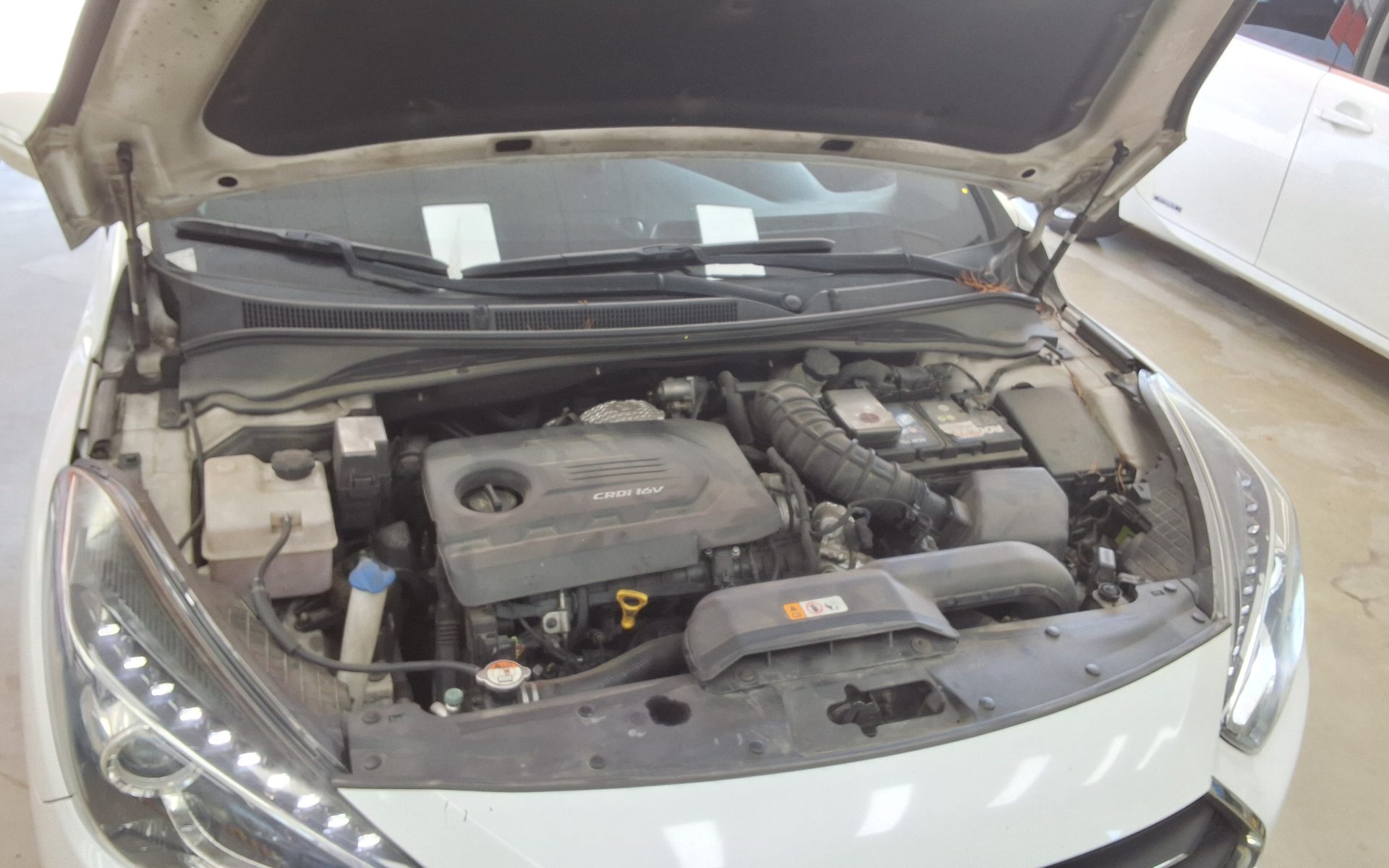 2016 - hyundai i40
