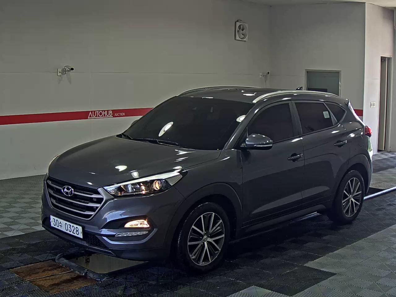 2016 - hyundai tucson
