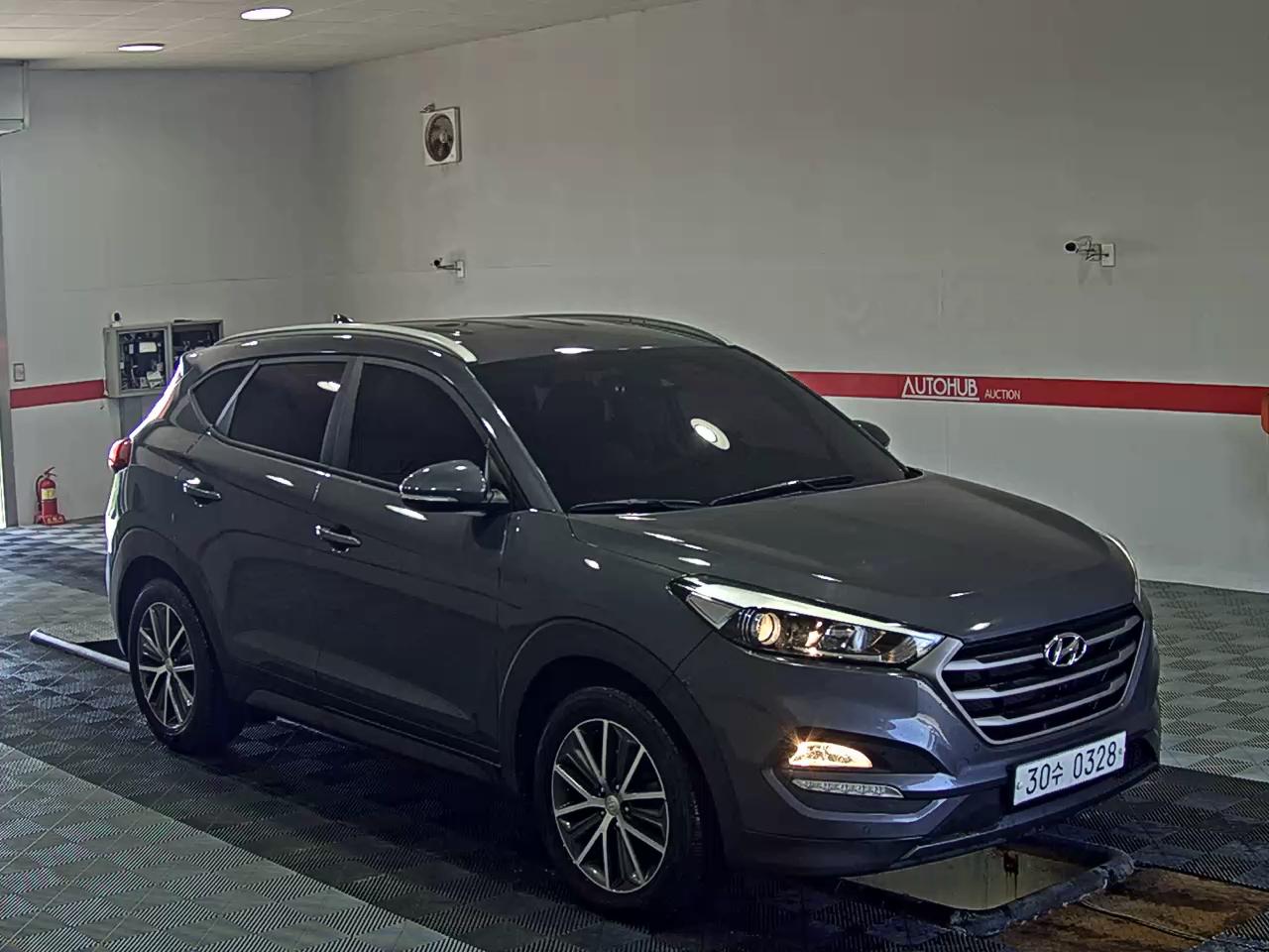 2016 - hyundai tucson
