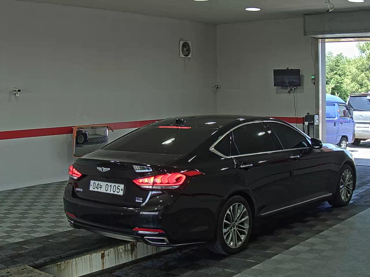 2016 - hyundai g330