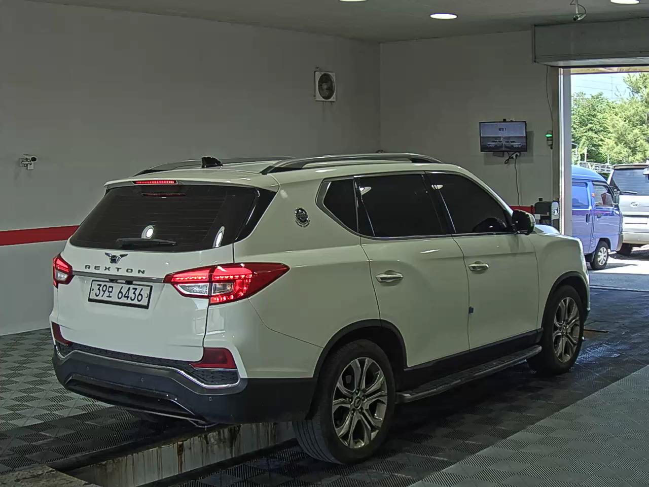 2018 - ssangyong rexton