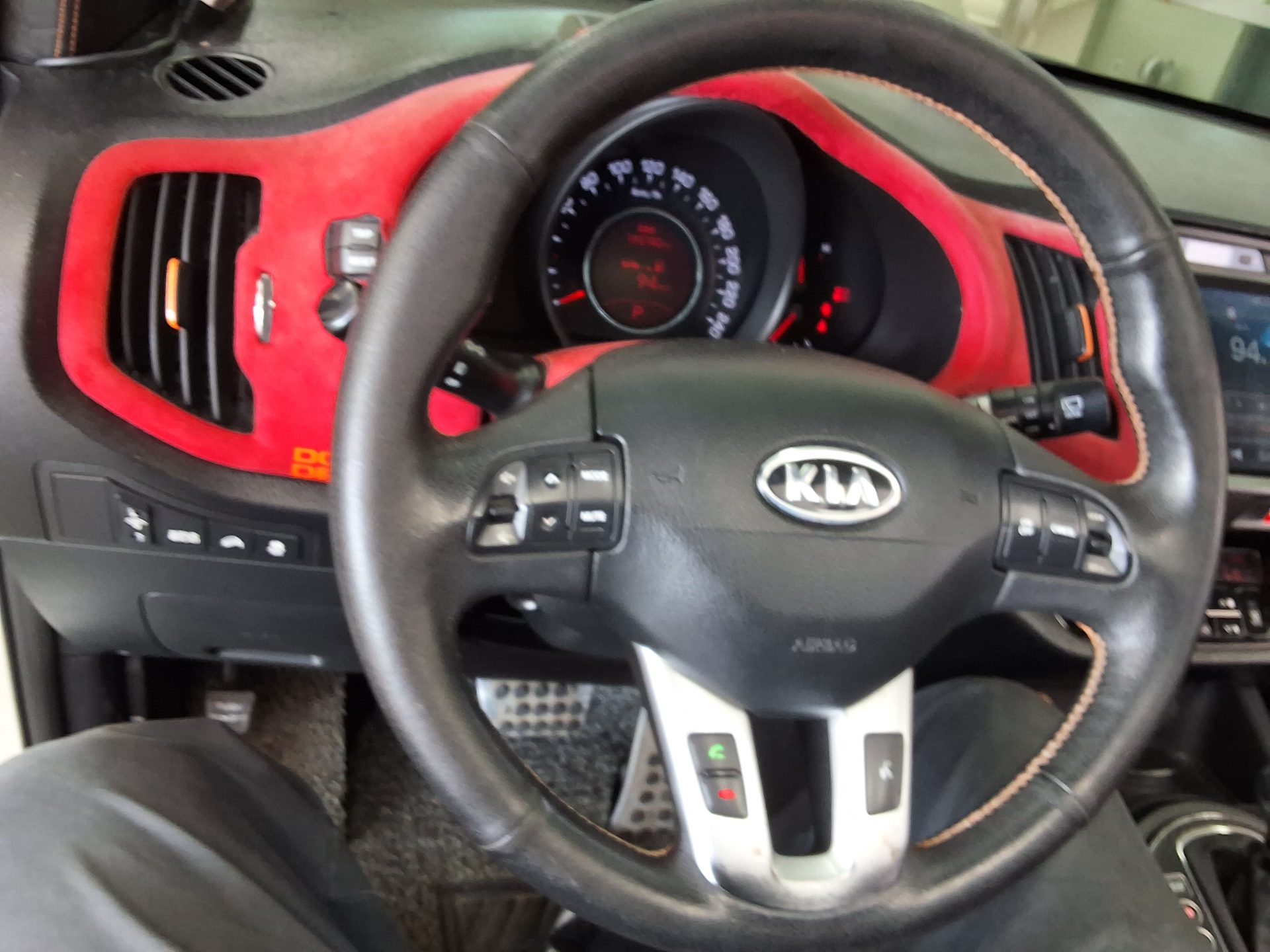 2012 - kia sportage