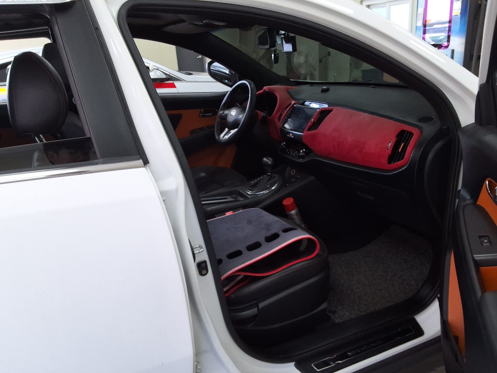 2012 - kia sportage