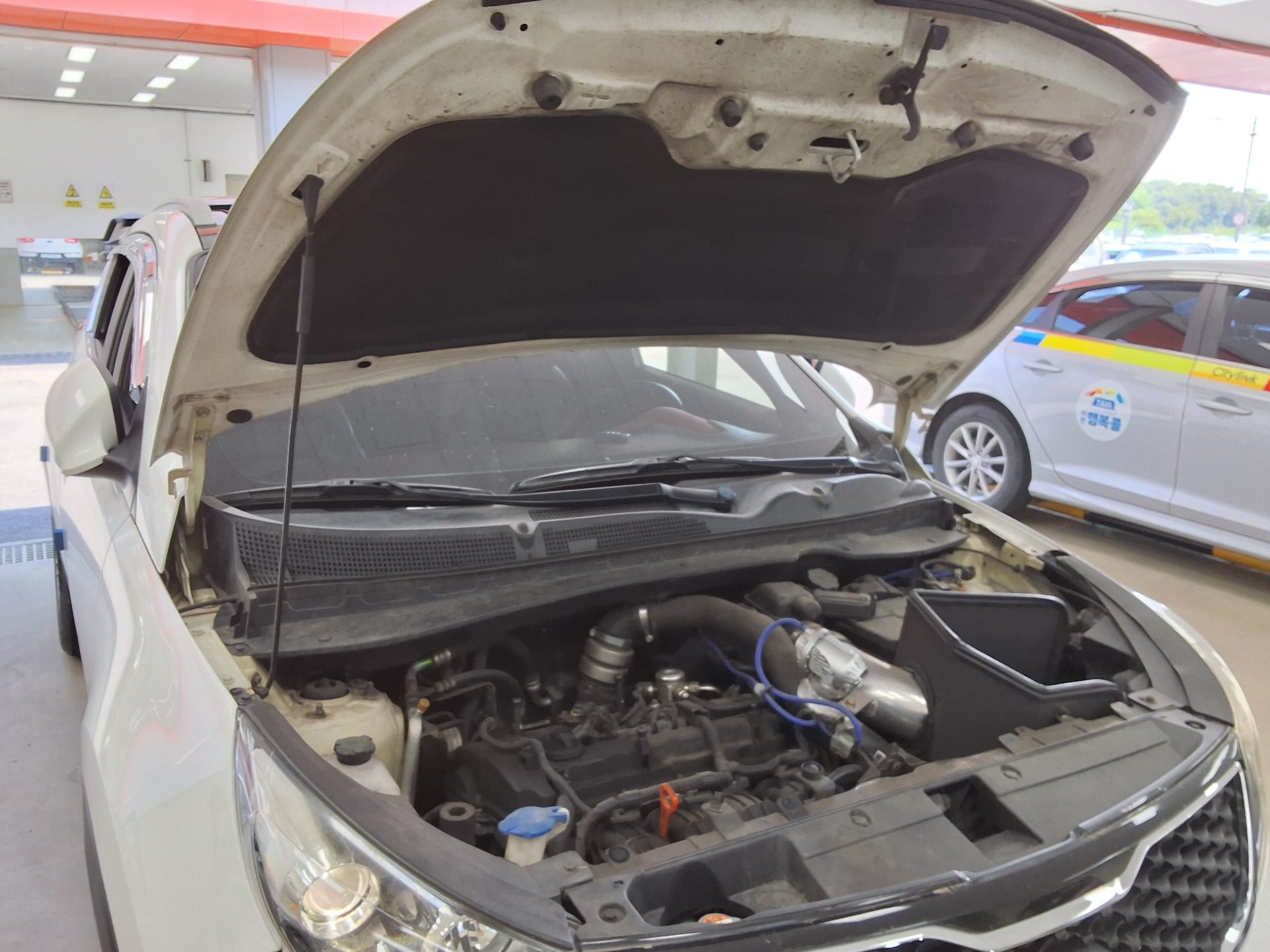 2012 - kia sportage