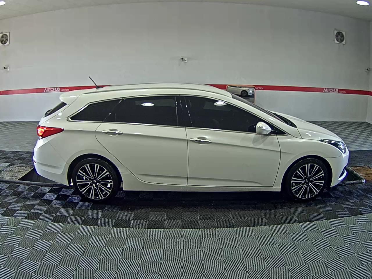 2016 - hyundai i40