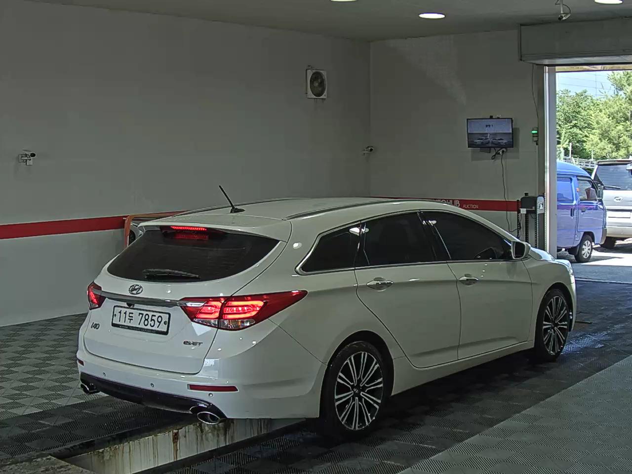 2016 - hyundai i40