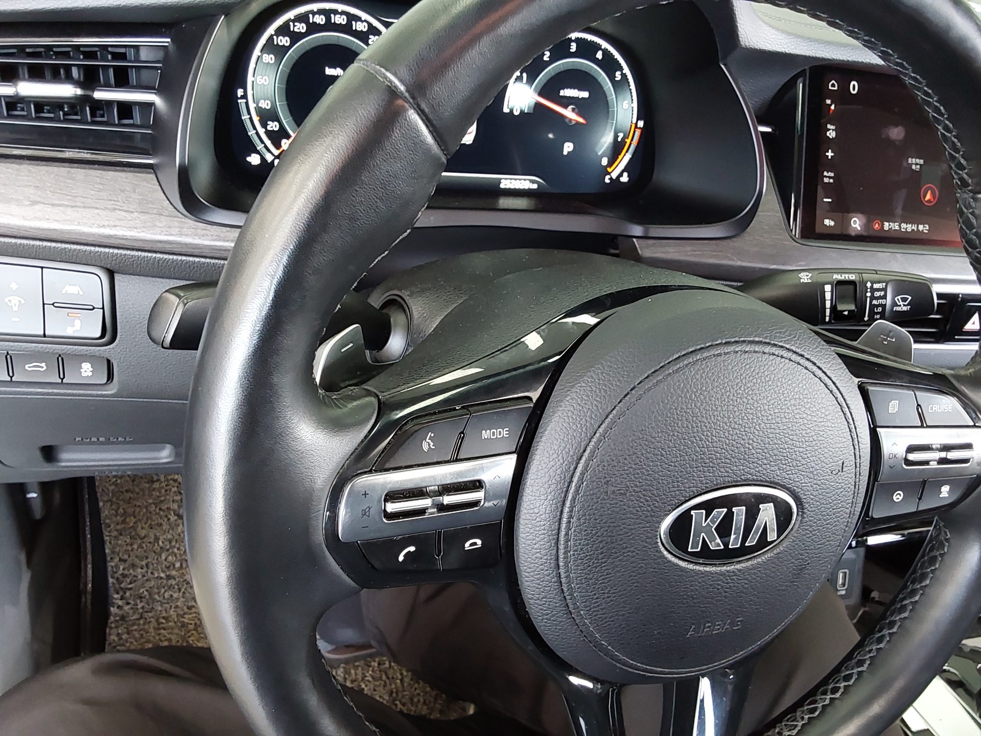 2020 - kia k7