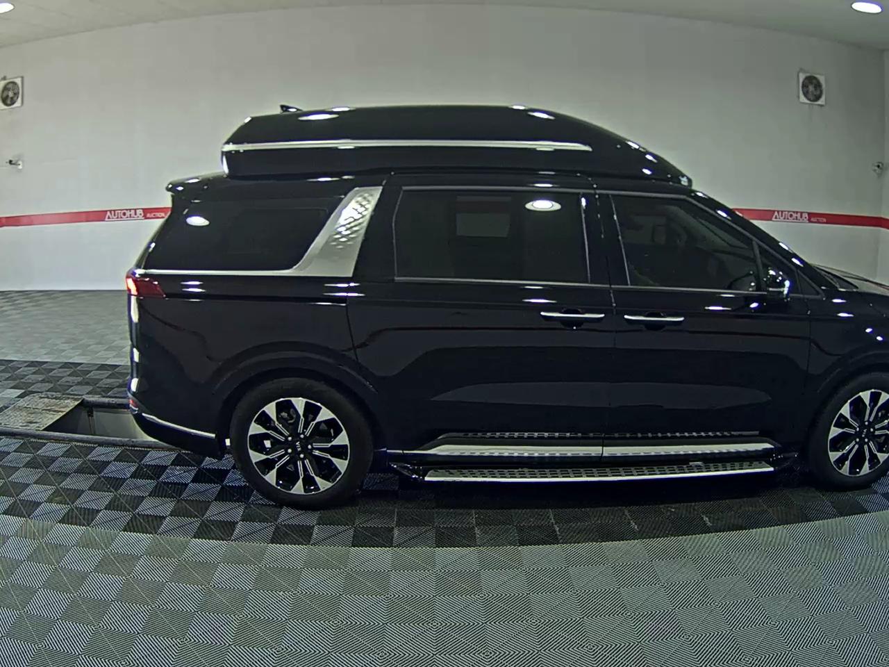 2021 - kia carnival