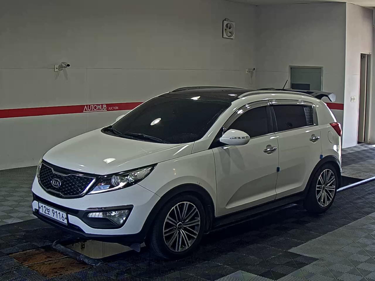 2012 - kia sportage