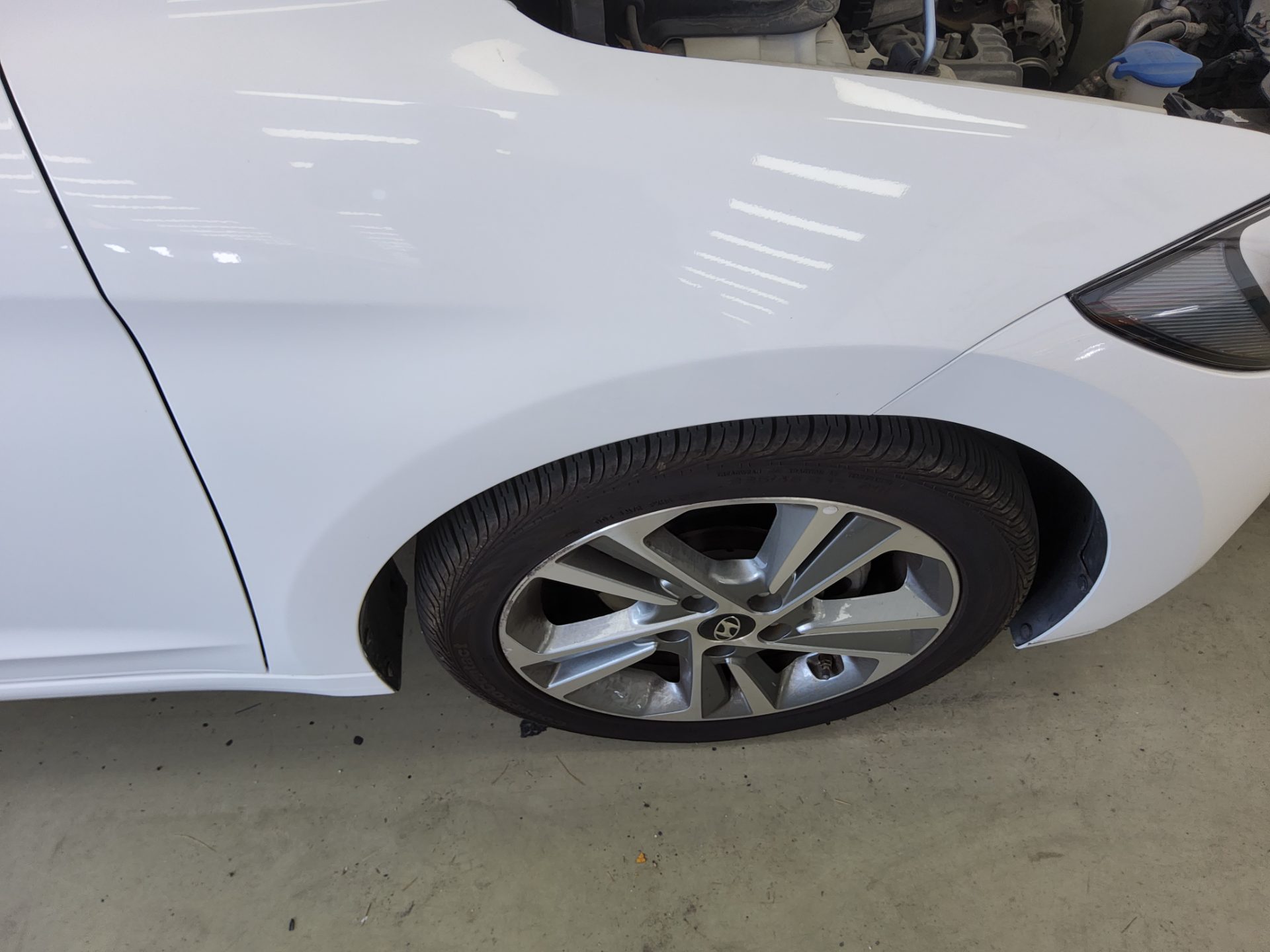 2017 - hyundai avante