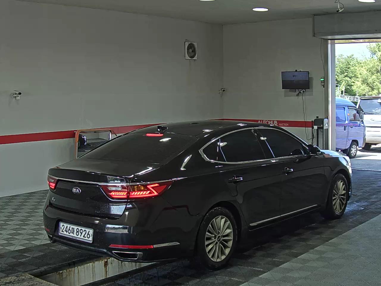 2017 - kia k7