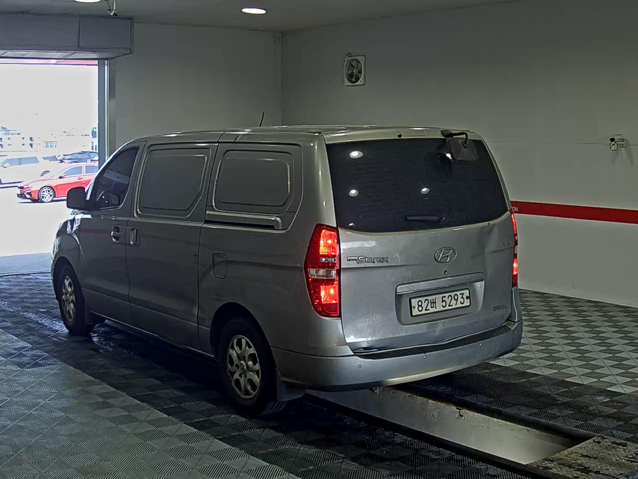 2015 - hyundai grand starex