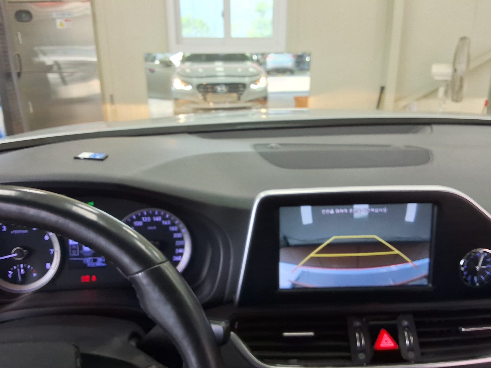 2018 - hyundai grandeur