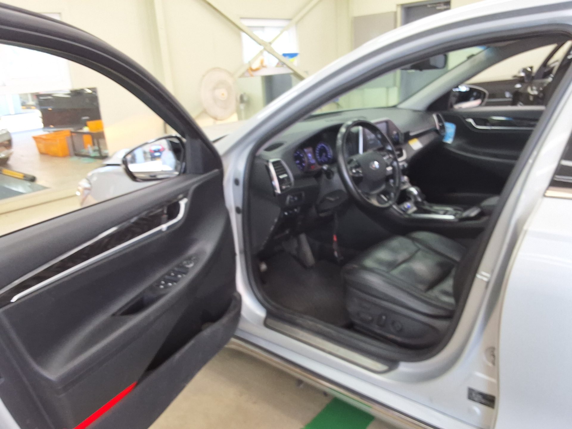2018 - hyundai grandeur